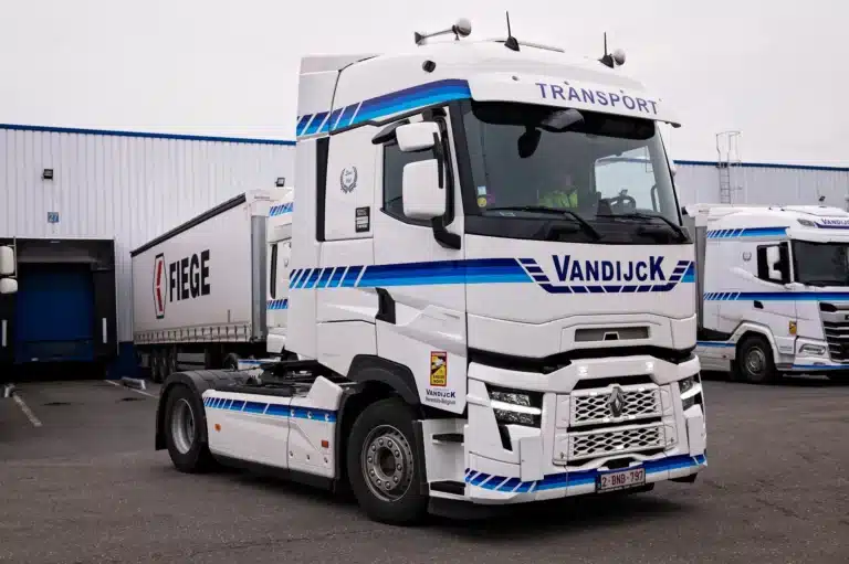 Transport Vandijck: uw partner in volle vrachten en groupages